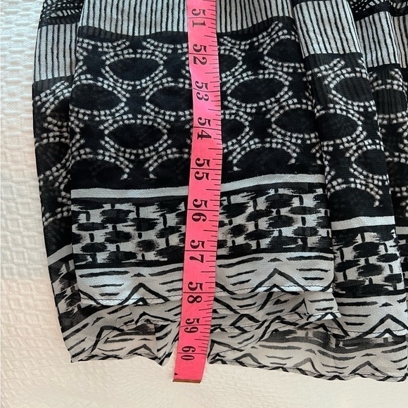 White House Black Market Women's
Flutter-Sleeve Printed Woven Maxi Dress - Picture 15 of 16